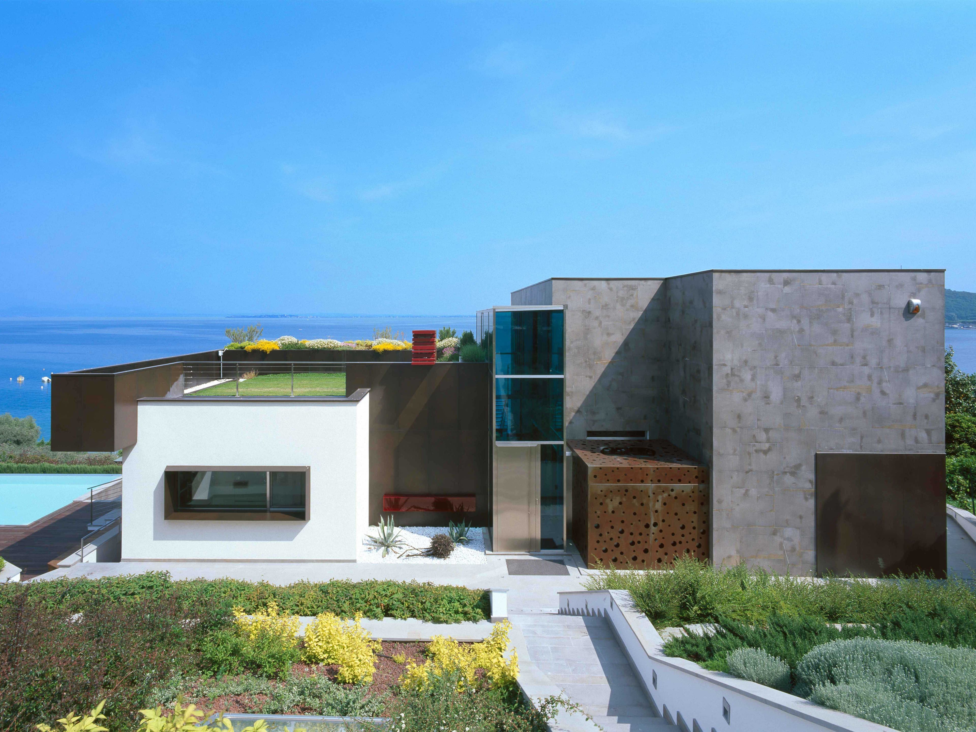 Liquid Trasparencies