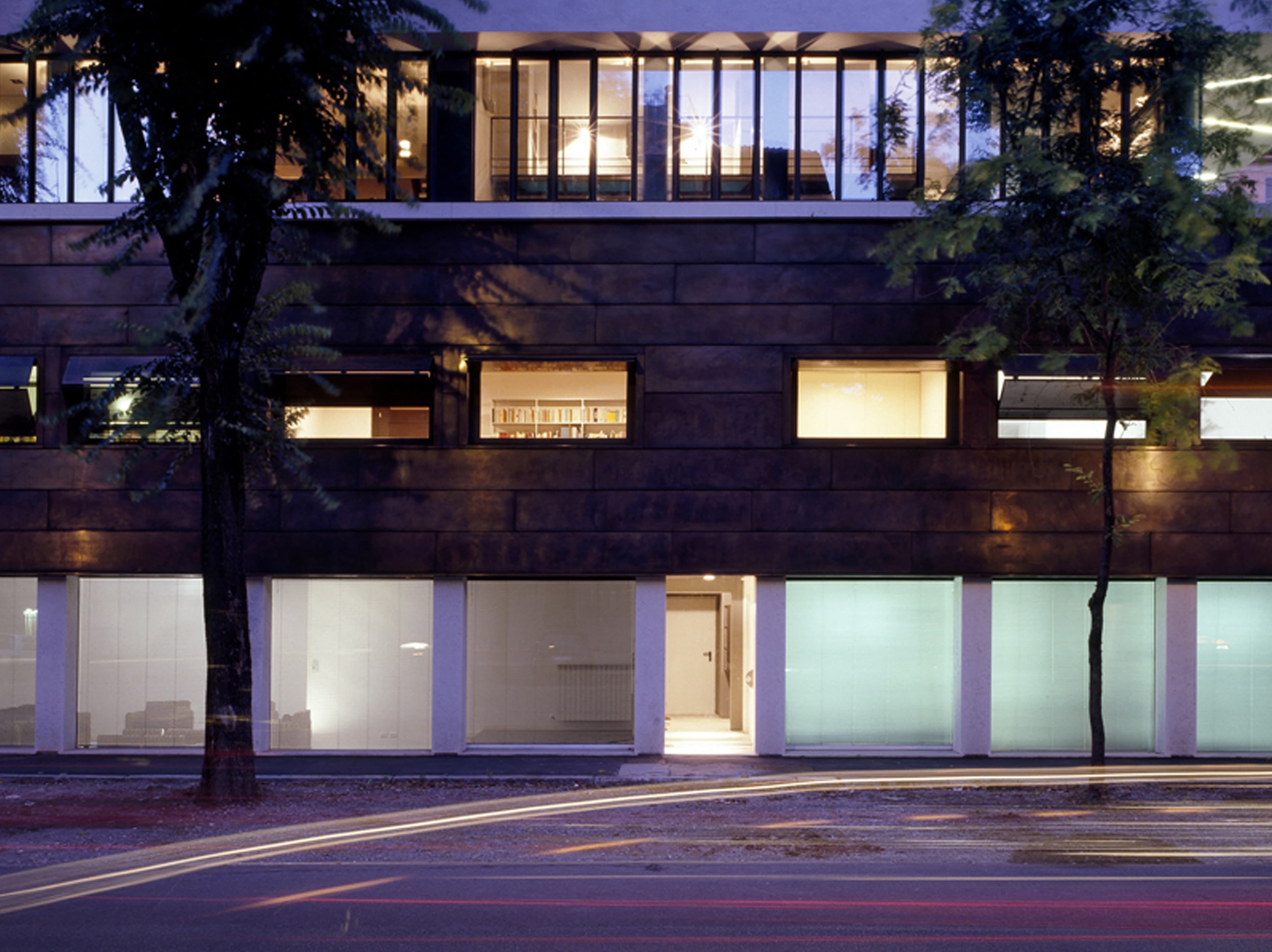 TT1 – Bronze’s Houses